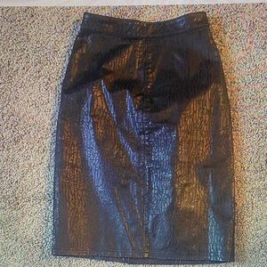 Elegant Black Textured Skirt